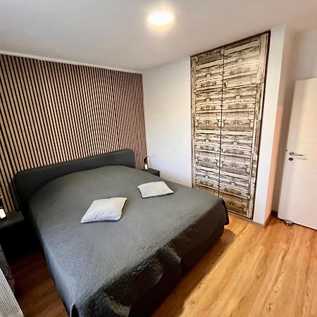Lounge - Gemuetliche Ferienwohnung Am Asreg, Бад-Цвишенан Экстерьер фото
